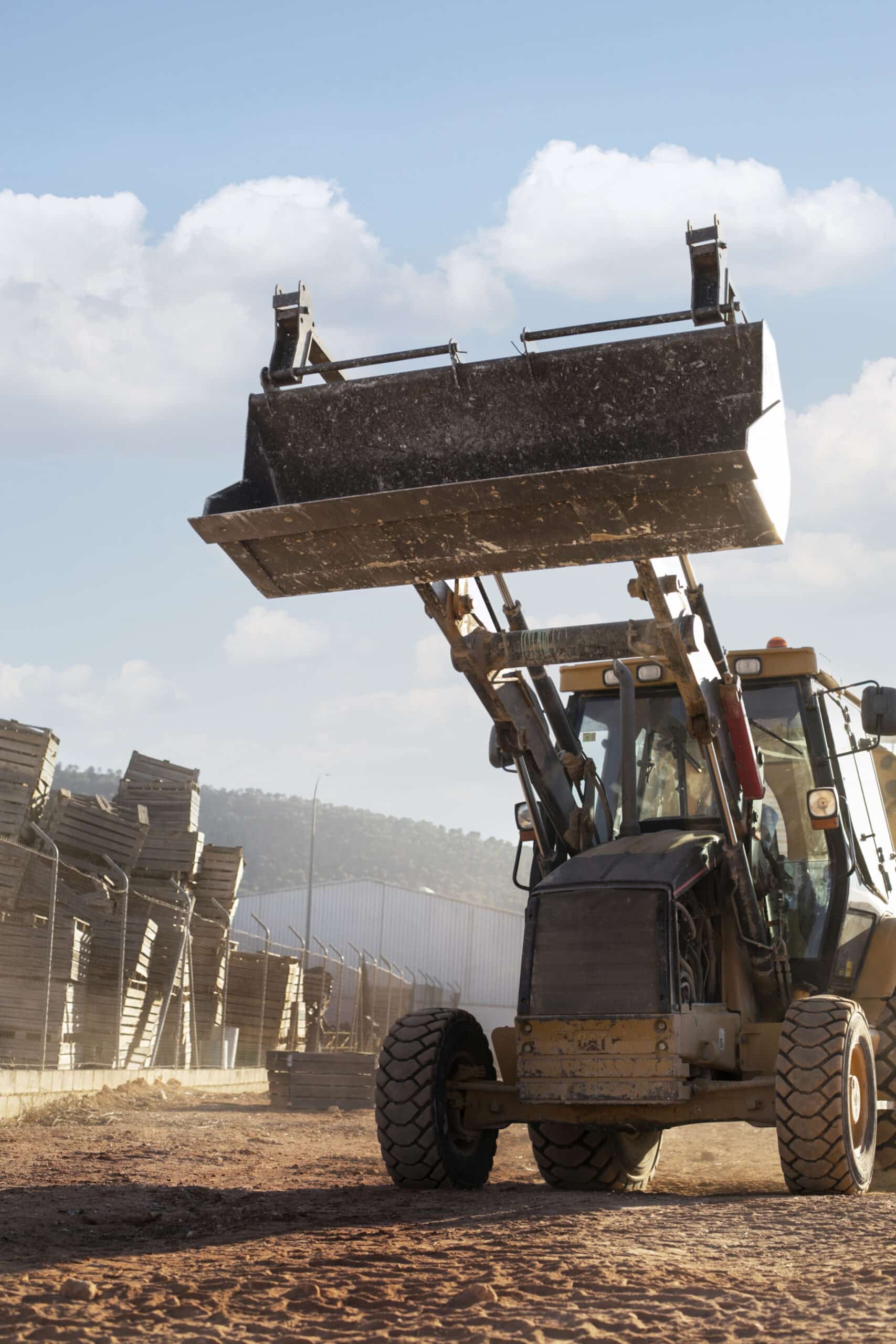 Heavy Excavator Digging